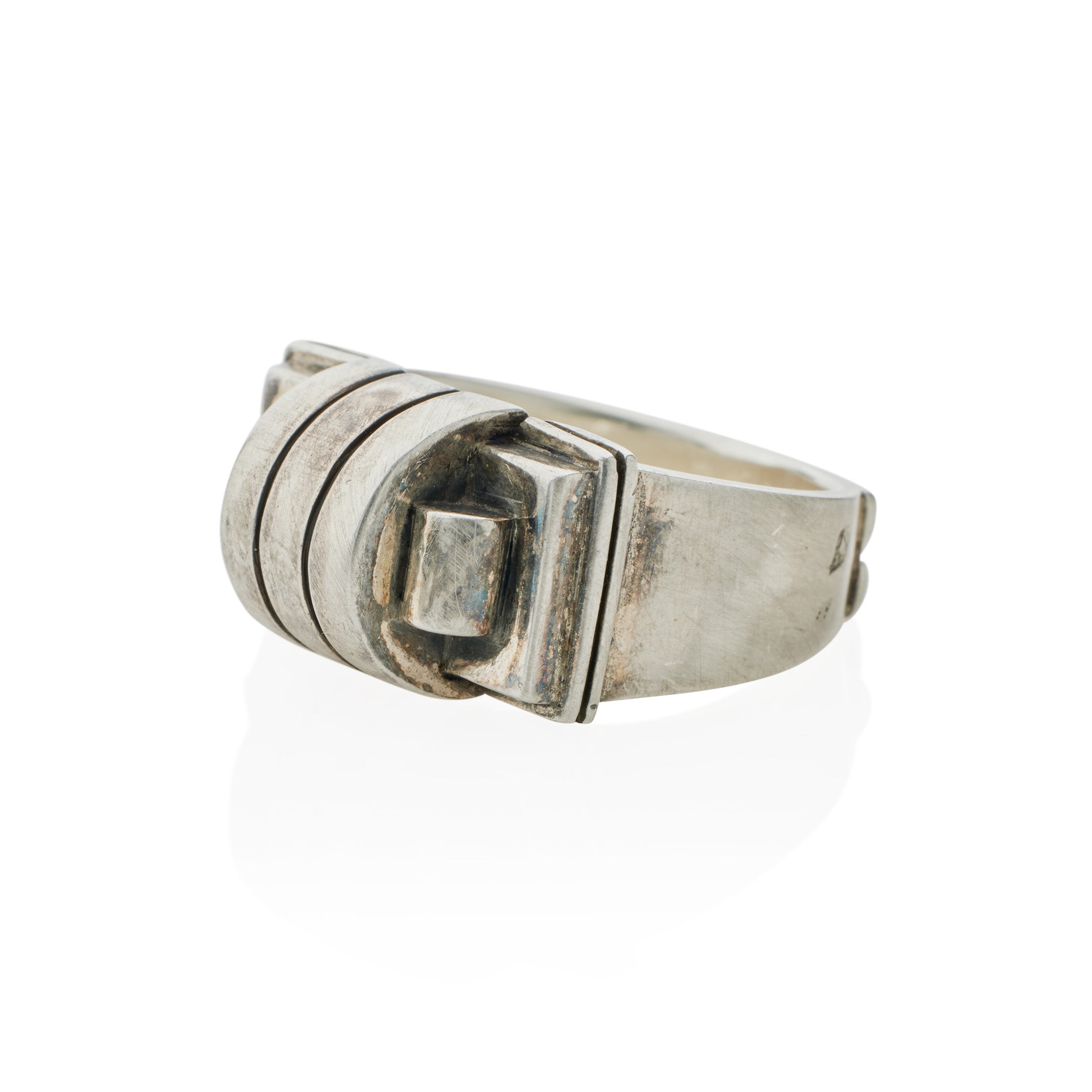 Macklowe Gallery | Jean Després Modernist Silver Ring – MackloweGallery