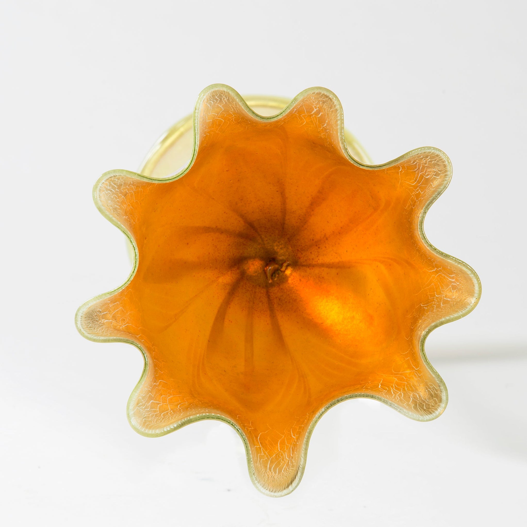 Macklowe Gallery | Tiffany Studios New York Ruffled Rim Flower Form